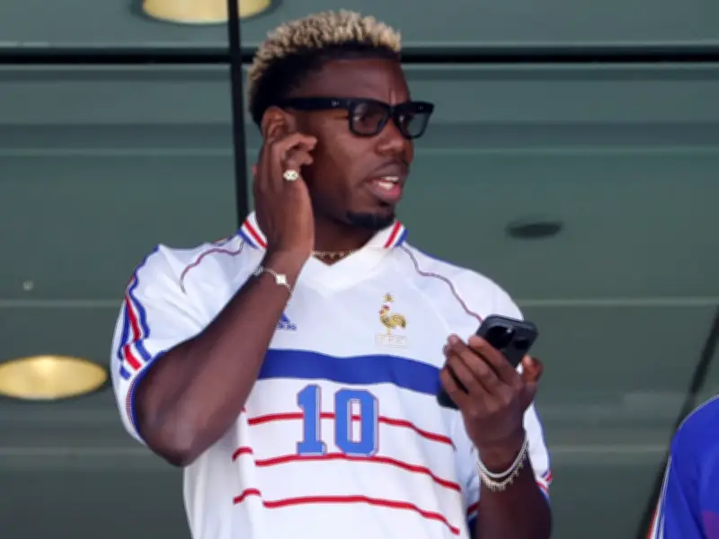 Paul Pogba and Juan Mata Reunite at World Cup: 'I Love You'
