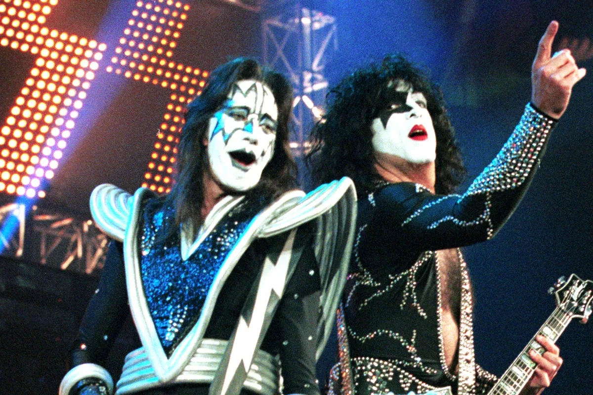 Kiss Co-Founder Ace Frehley Dies at 74 After Fall
