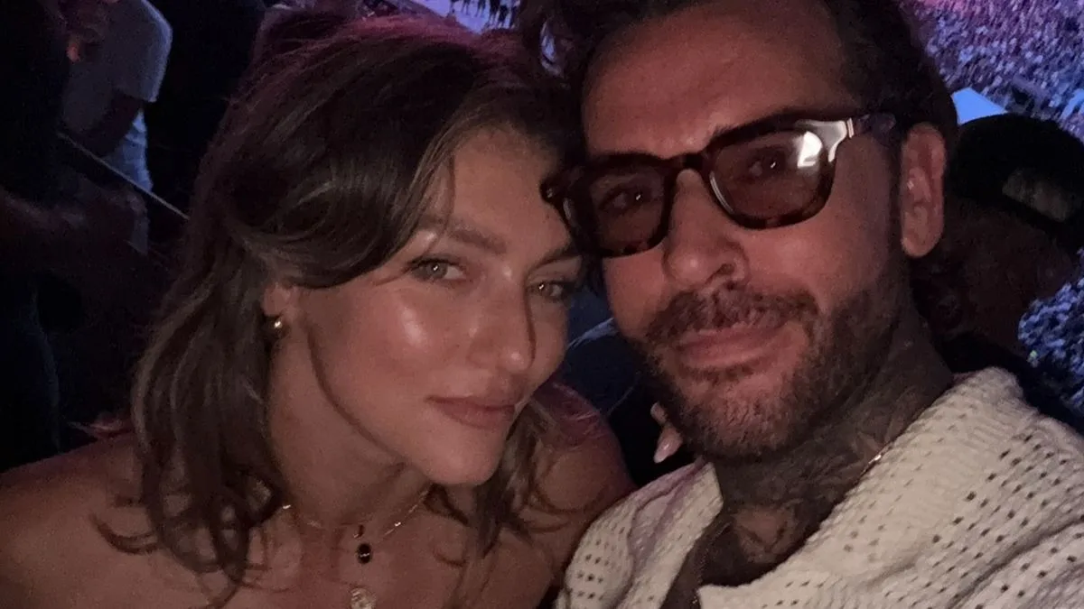 Pete Wicks and Jowita Przystal Confirm Romance with On-Stage Kiss