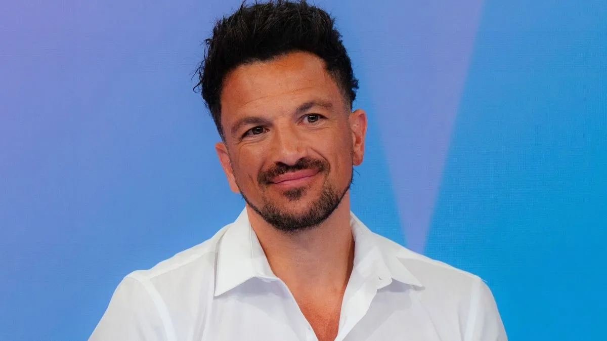 Peter Andre 'Sad' Over Dolly Parton's Health Woes, Sends Well Wishes
