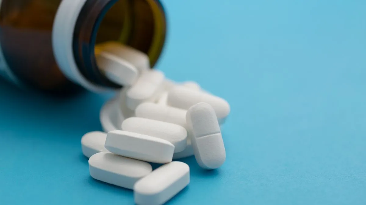 Pharmacists Issue Urgent Warning Over Common Painkiller Liver Risks