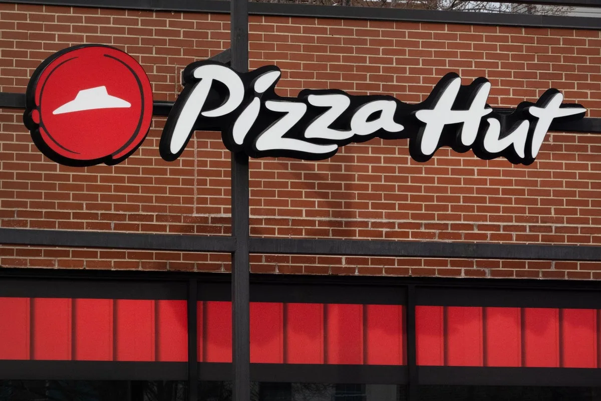 Pizza Hut Sued Over AI Delivery System Causing $100M Loss