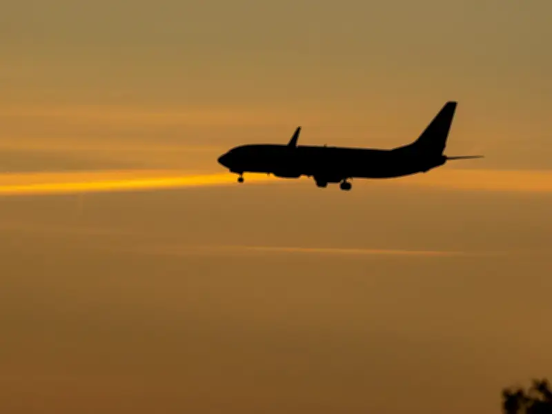 Plane with 106 passengers nearly hits drone landing at Newark
