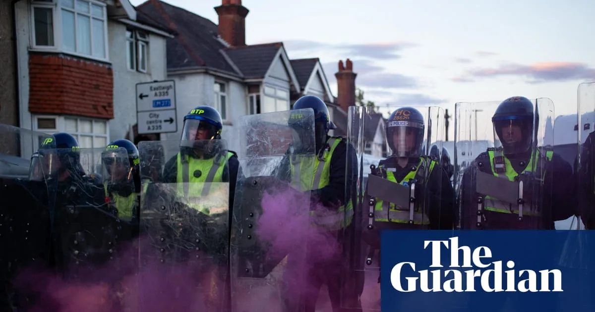 Police Chiefs Urged To Scrap Two Tier Anti Racism Pledge