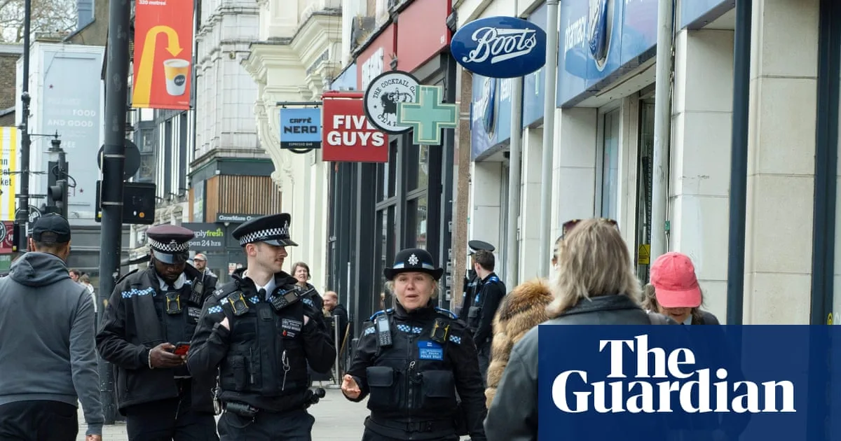 Police Urge Parents to Act After TikTok-Linked Disorder in Clapham