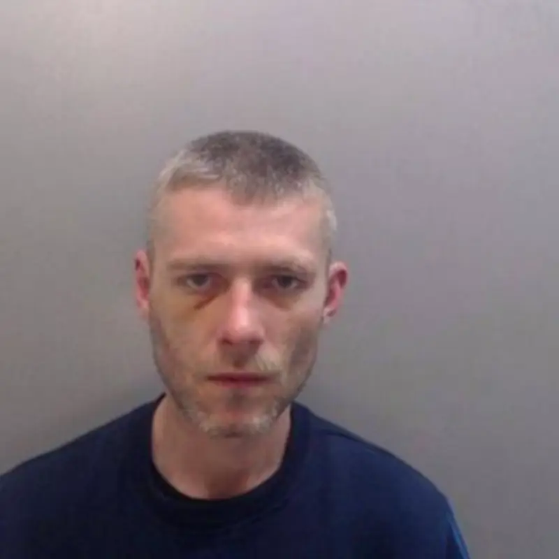 Police Hunt for Inmate Wrongly Released from HMP Altcourse in Merseyside
