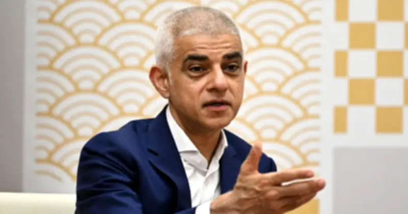 Poll: Should Sadiq Khan Resign Over London Grooming Gang Scandal?