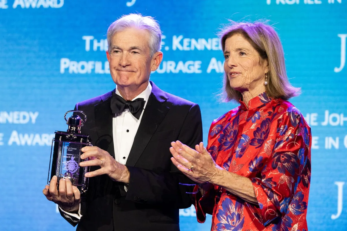 Powell Warns on Fed Independence in Award Speech