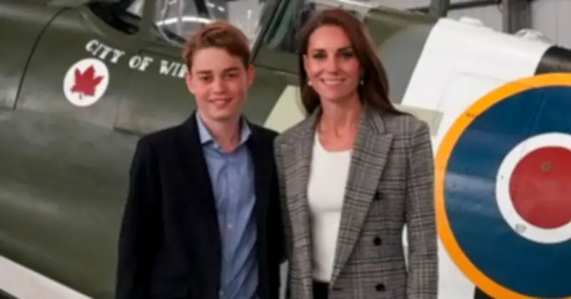 Prince George Nearly as Tall as Mum Kate in Adorable New Photo