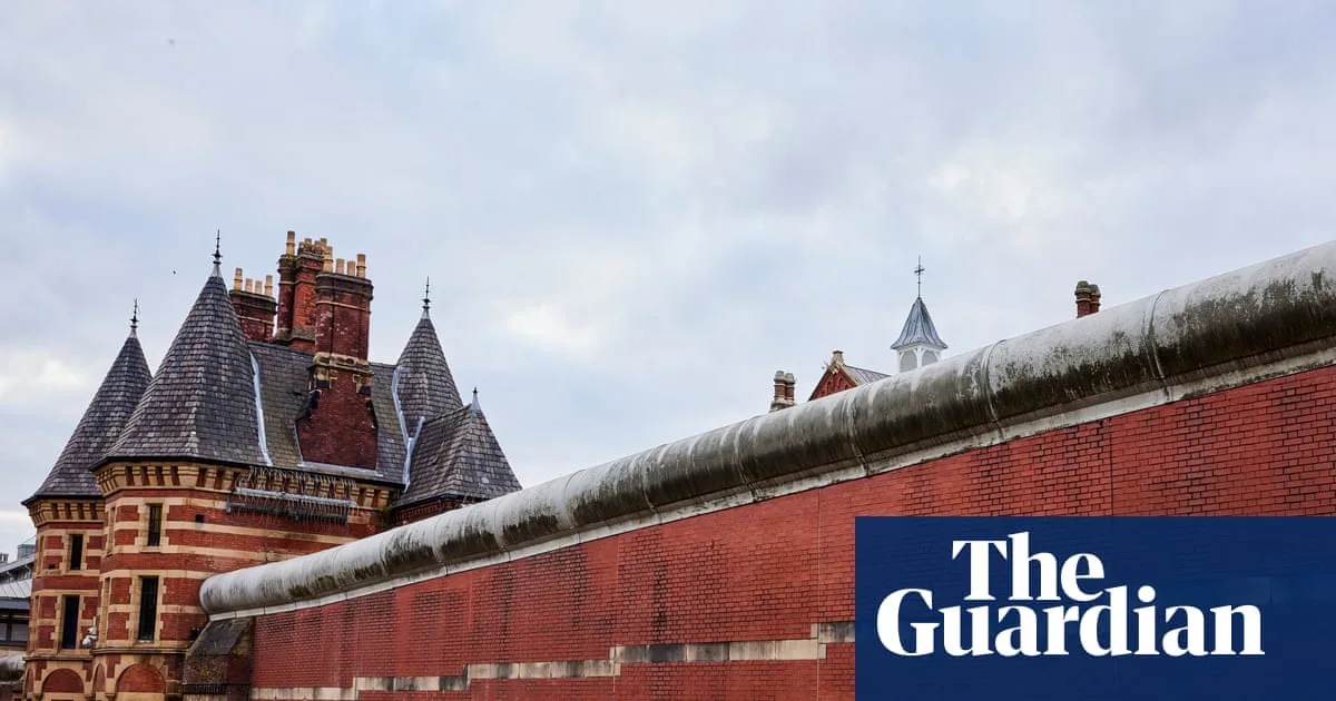 Prisons Watchdog: Isolate Drug Dealers Like Extremists