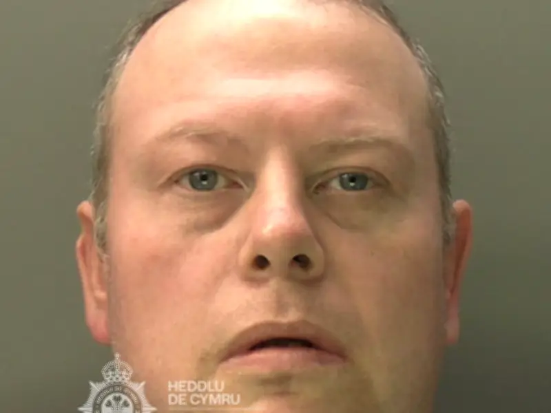 Prolific Burglar Stole Amazon Parcels, Subdued Dog While Pensioner Was Home
