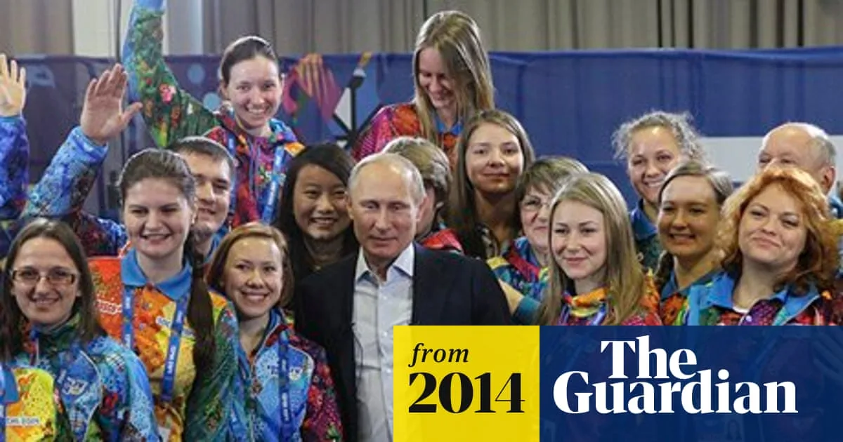 Putin Warns Gay People at Sochi Olympics to 'Leave Children Alone'