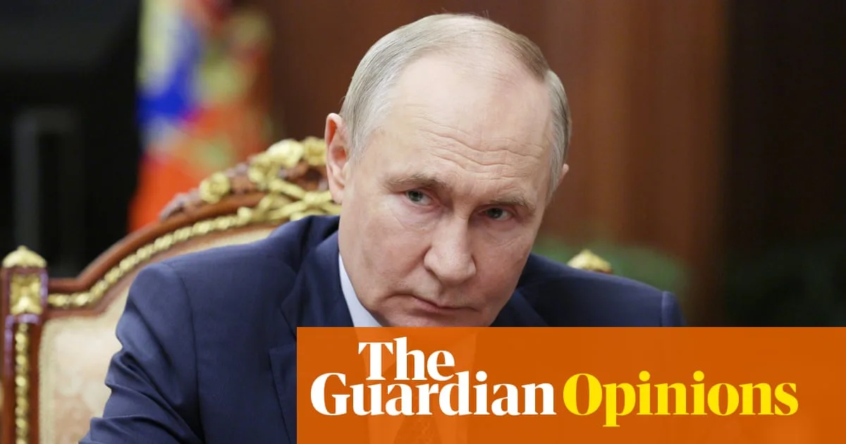 Putin's Propaganda Masks Russia's Strategic Weakness, Says Guardian Editorial