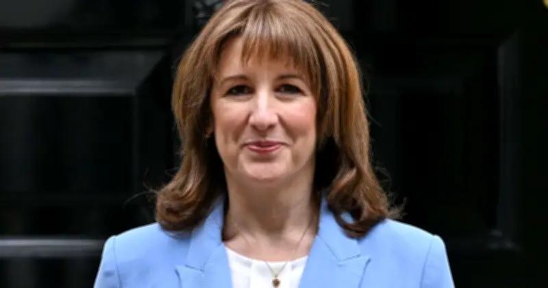 Rachel Reeves Faces Backlash Over UK Pothole Crisis and Road Conditions