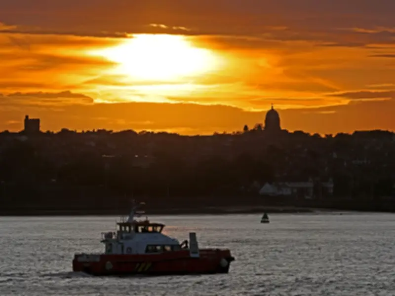 Rare Red Weather Warning for Extreme Heat Hits UK for Second Time