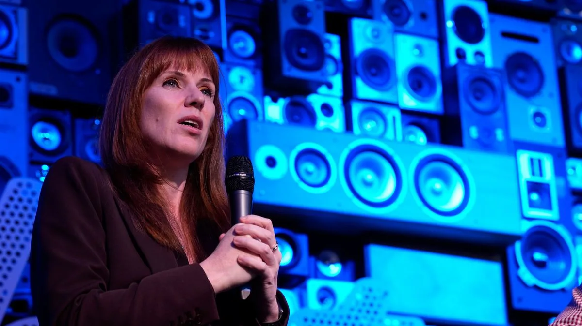 Rayner Calls for Night Time Economy Minister After Labour Pubs Climbdown