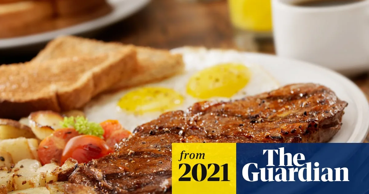 Men's meat-heavy diets cause 40% more emissions than women's, study finds