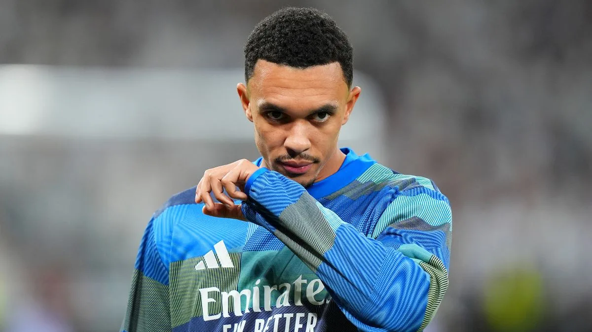 Real Madrid to Sign Dumfries for Alexander-Arnold Competition