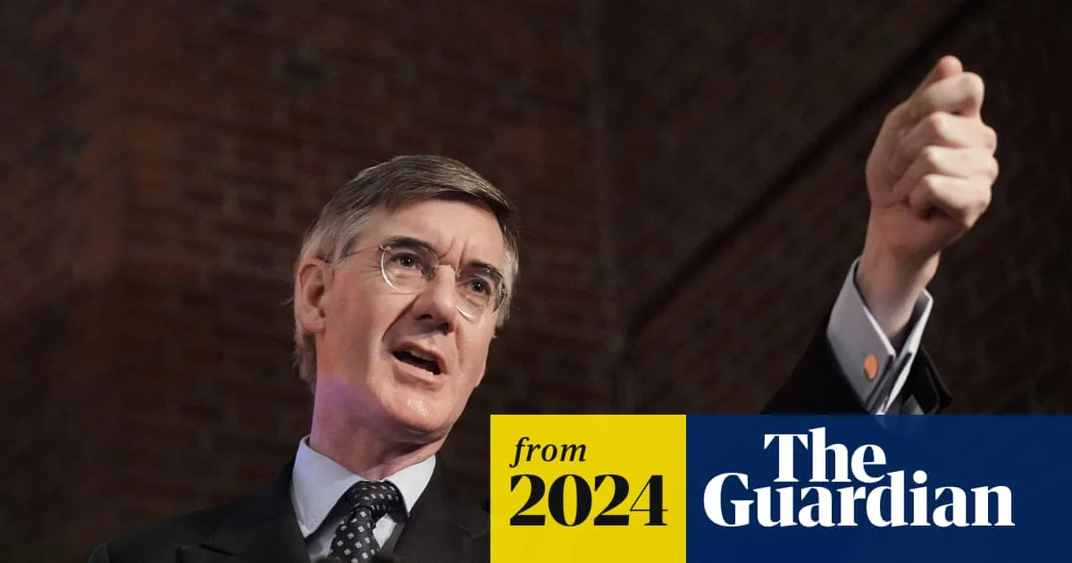 Rees-Mogg Tells Young Tories He Wants to ‘Build a Wall in the English Channel’