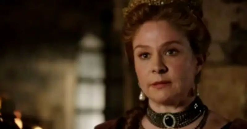 'Reign' Hailed as Phenomenal Masterpiece Period Drama for Bridgerton Fans