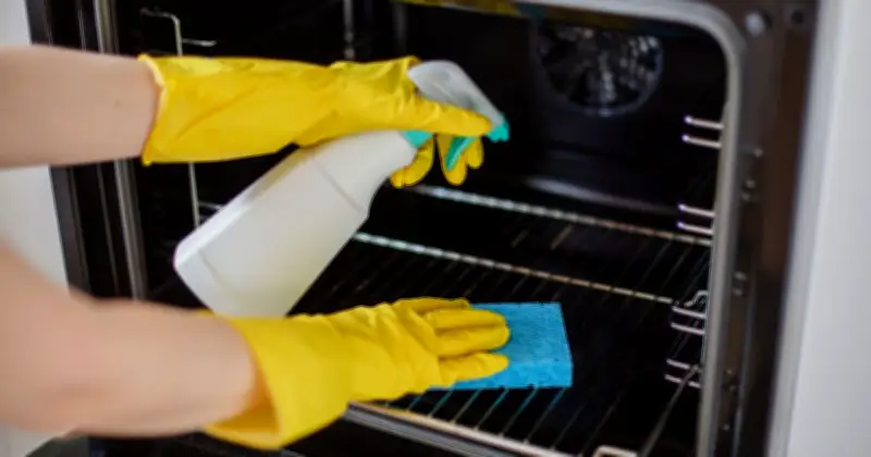 Remove Grease from Oven with Soda Crystals: Better Than Vinegar