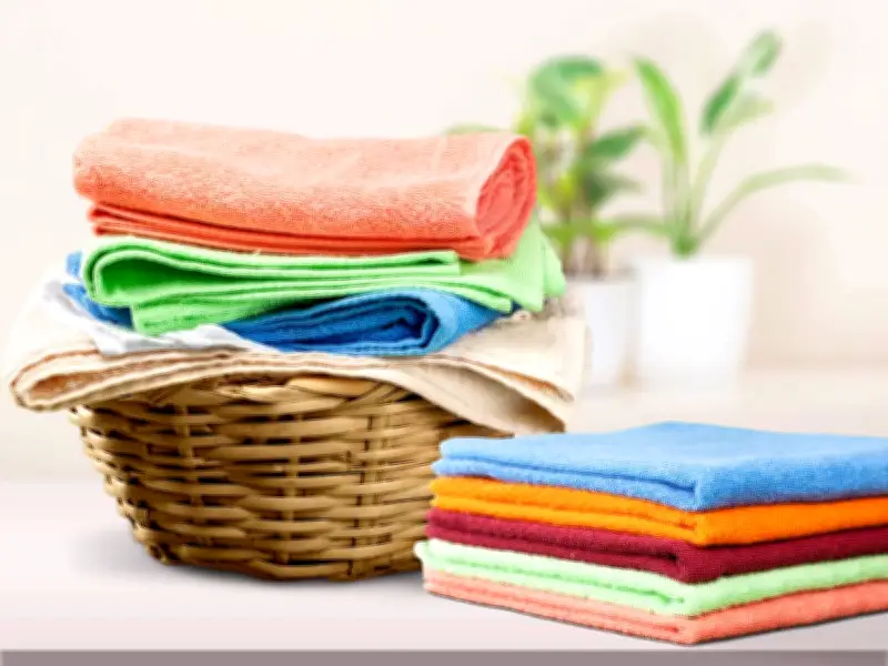 Remove Musty Odors from Towels with Baking Soda Before Washing