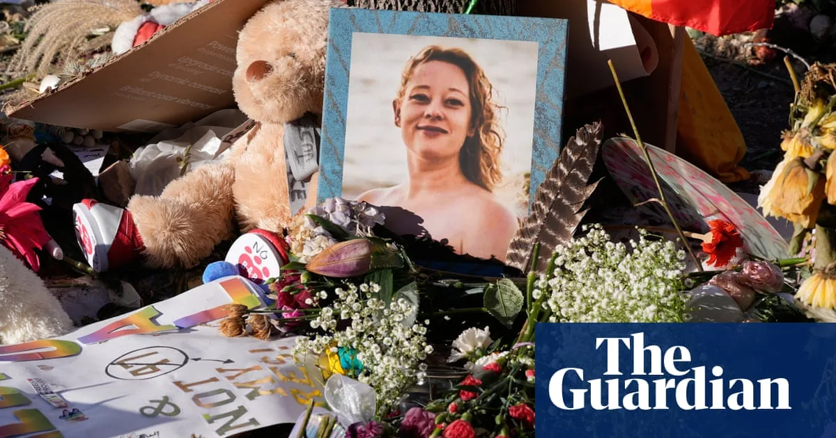 Renee Good's Family Says Trump Has Not Contacted Them After Her Death