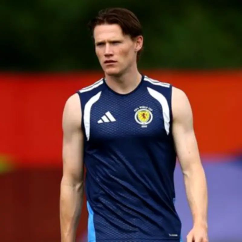 Robertson Hails McTominay as Serie A's Best Ahead of World Cup