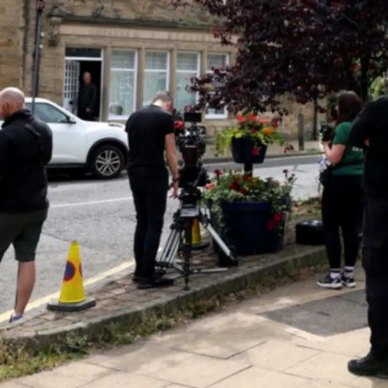 Robson Green Filming Northumbria Mysteries in Morpeth: 12 Photos