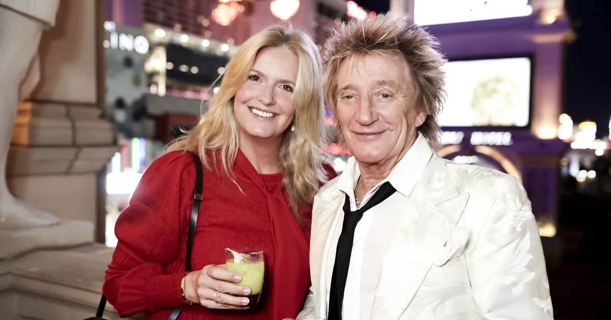 Rod Stewart Reveals Burial Wish Beside Family Dog