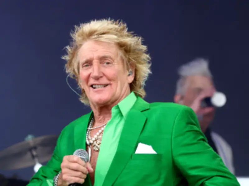 Rod Stewart's Flu Battle Before Glastonbury 2025 Revealed by Wife Penny