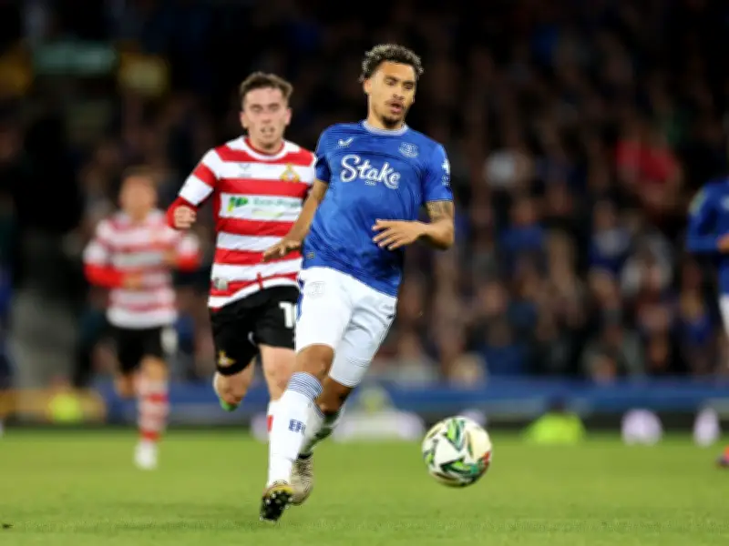 Roman Dixon: 'Always be proud' - Everton defender sends farewell on leaving