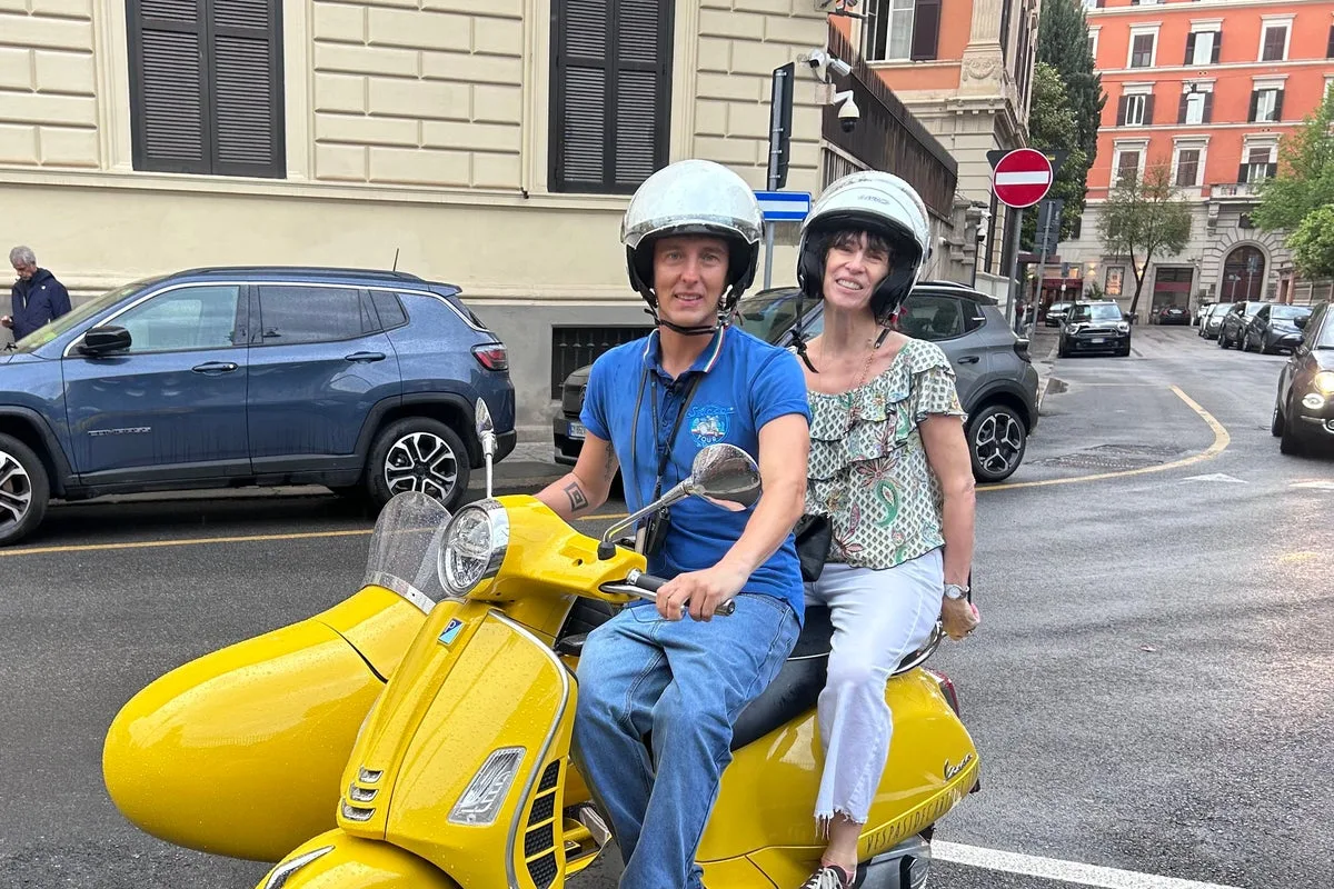 Recreating Roman Holiday on a Vespa Tour of Rome