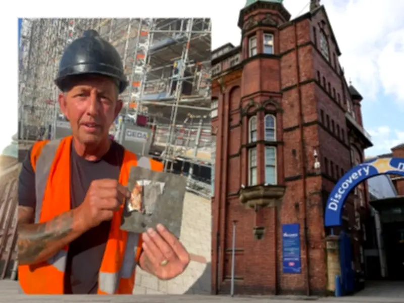 Roofer finds photo of his son hidden on museum roof 24 years later