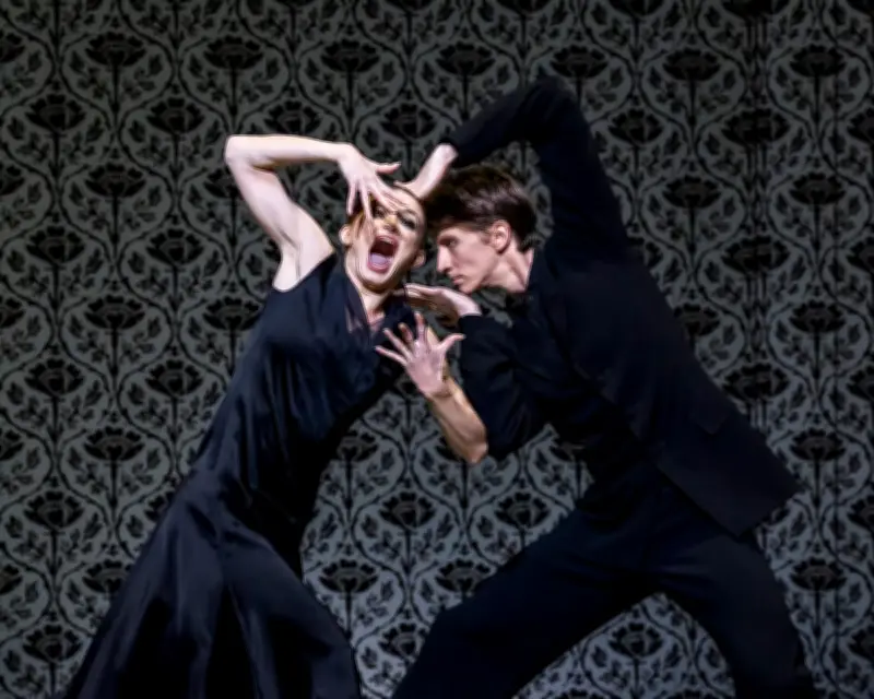 Royal Ballet Debuts Choreographic Duo León and Lightfoot's Works