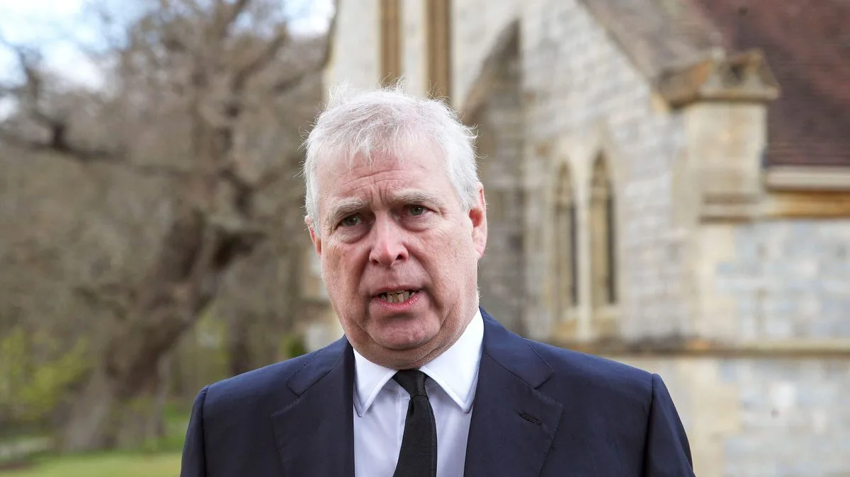 Former Royal Protection Chief Calls for Police Investigation into Prince Andrew