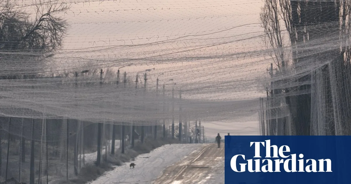 Russian Forces Approach Ukraine's Fortress Belt in Donetsk