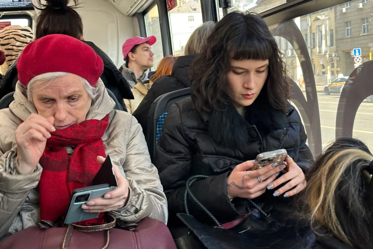 Russia Thwarts Telegram Protests But Frustration Persists