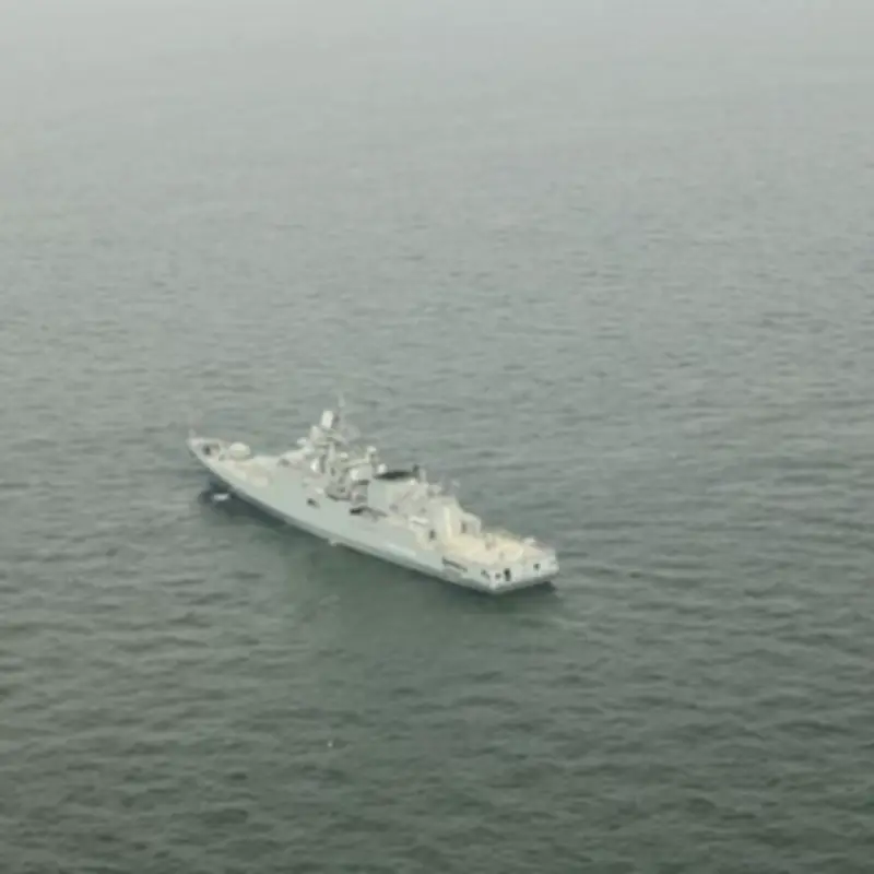 Russian Warship in English Channel Fires at British Yacht