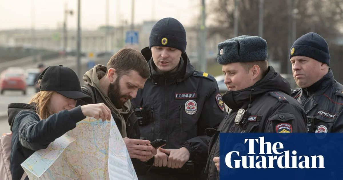 Russia's Internet Splintering: Blackouts and Telegram Disruptions