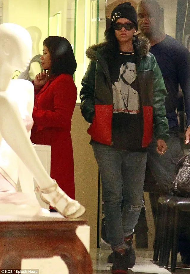 Rihanna Meets Diddy During Paris Shopping Spree