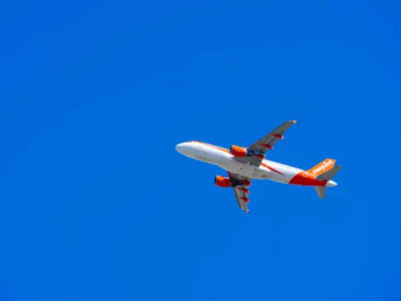 Ryanair and easyJet Mobile Boarding Pass Rules: What You Need to Know
