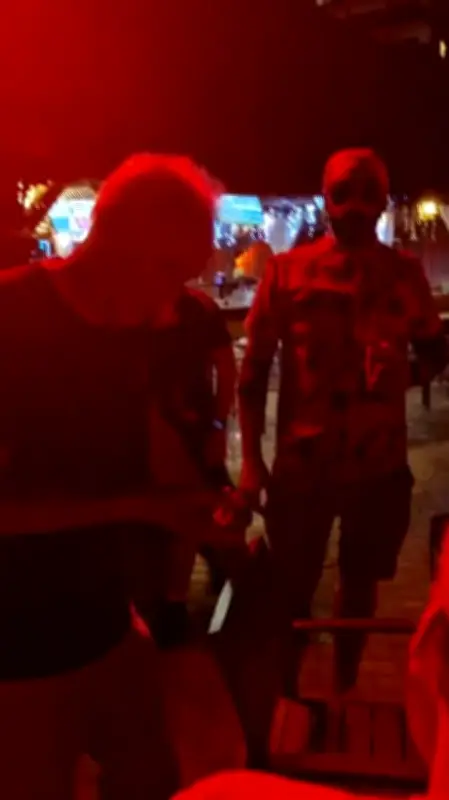 Scotland Fan in Disguise Surprises Stunned Dad in Miami