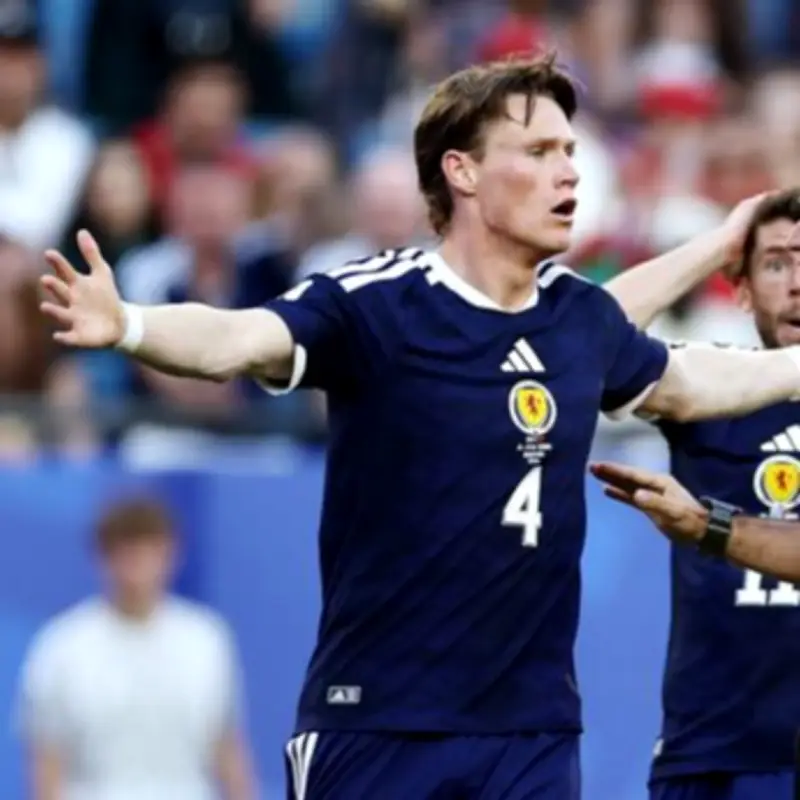 Scotland Manager Steve Clarke Criticised for Caution in Morocco Loss