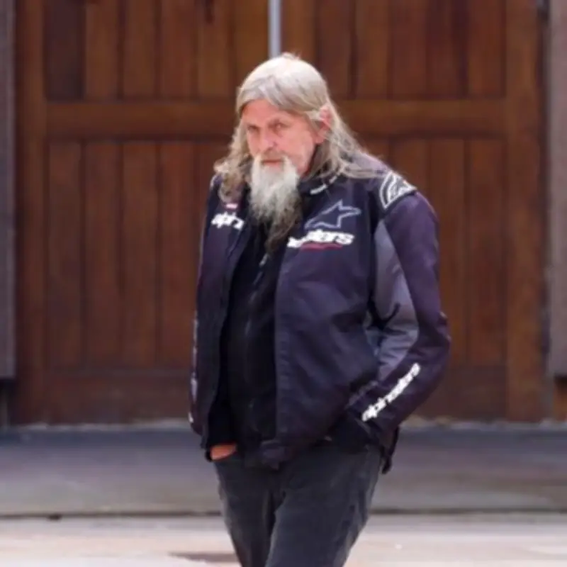 Sex offender told police where to find PC with 100,000 child abuse images