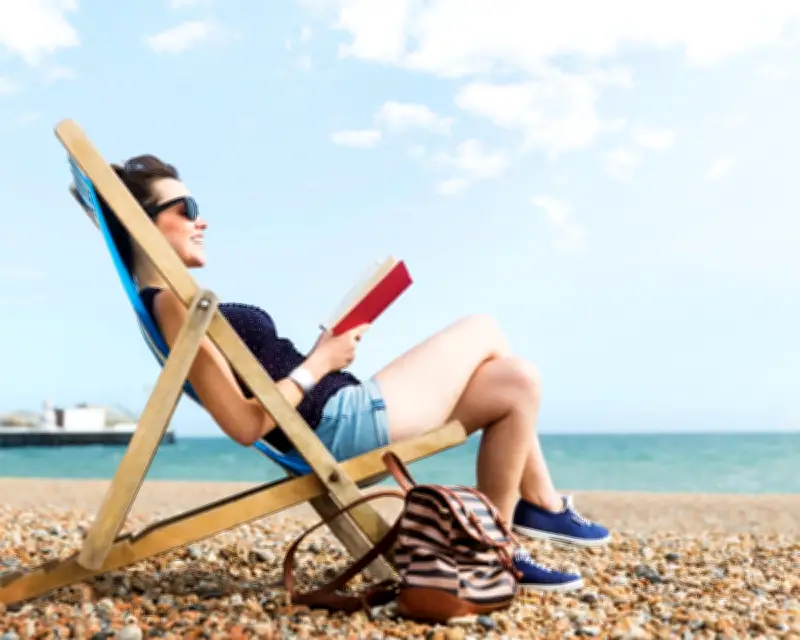 Share Your Favourite Beach Reads This Summer