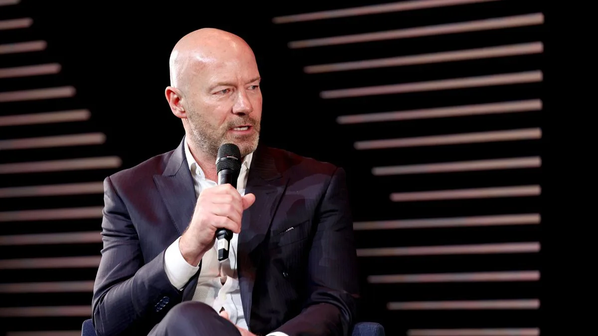 Shearer Urges Newcastle to Sign Two Forwards After Missing Out on Sesko