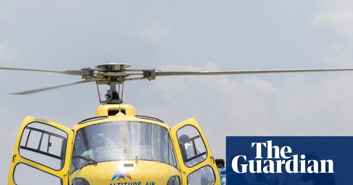 Sherpa guide found alive on Everest after funeral rites had begun