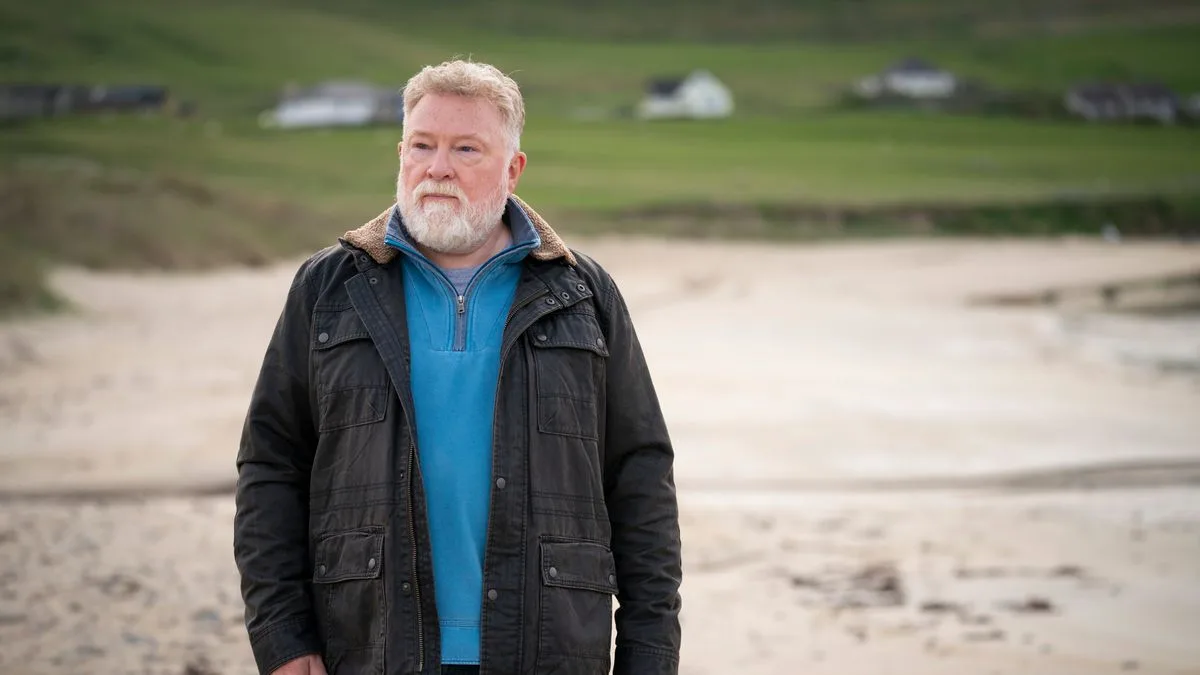 Shetland's Lewis Holden Pays Tribute to New Co-Star