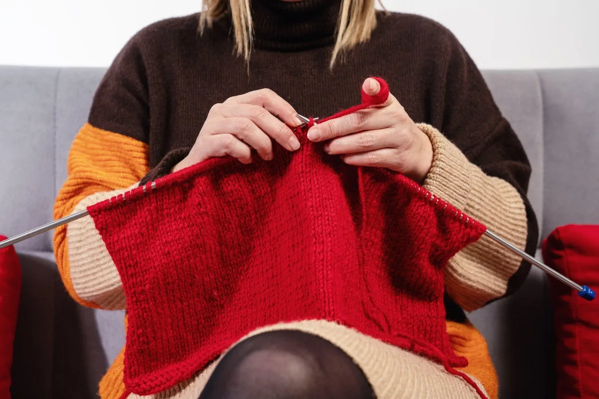 Simple Hobbies May Lower Dementia Risk, Study Finds